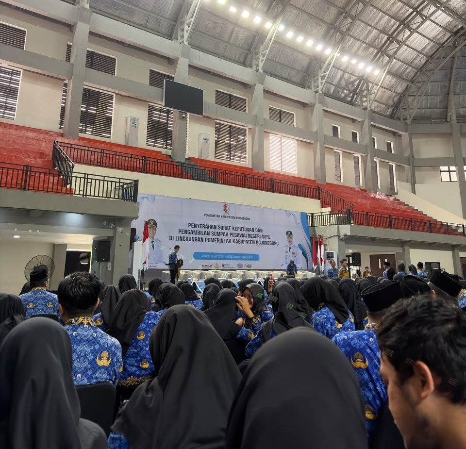 Bupati Bojonegoro Pimpin Sumpah 571 PNS, Tekankan Integritas dan Pelayanan Digital