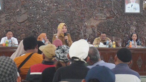 Dorong UMKM Naik Kelas, Pemkab Bojonegoro Gelar Sosialisasi Bantuan Usaha Ekonomi Produktif